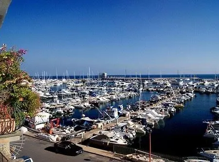 Il Mare Dietro L'angolo Apartment Nettuno